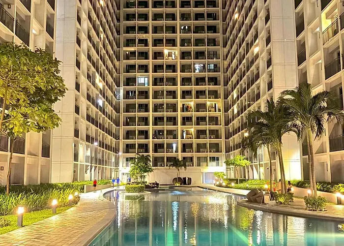 Shore Condotel Pasay